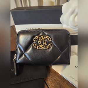CHANEL Lambskin Quilted Chanel 19 Zip Around Coin Purse Wallet Black